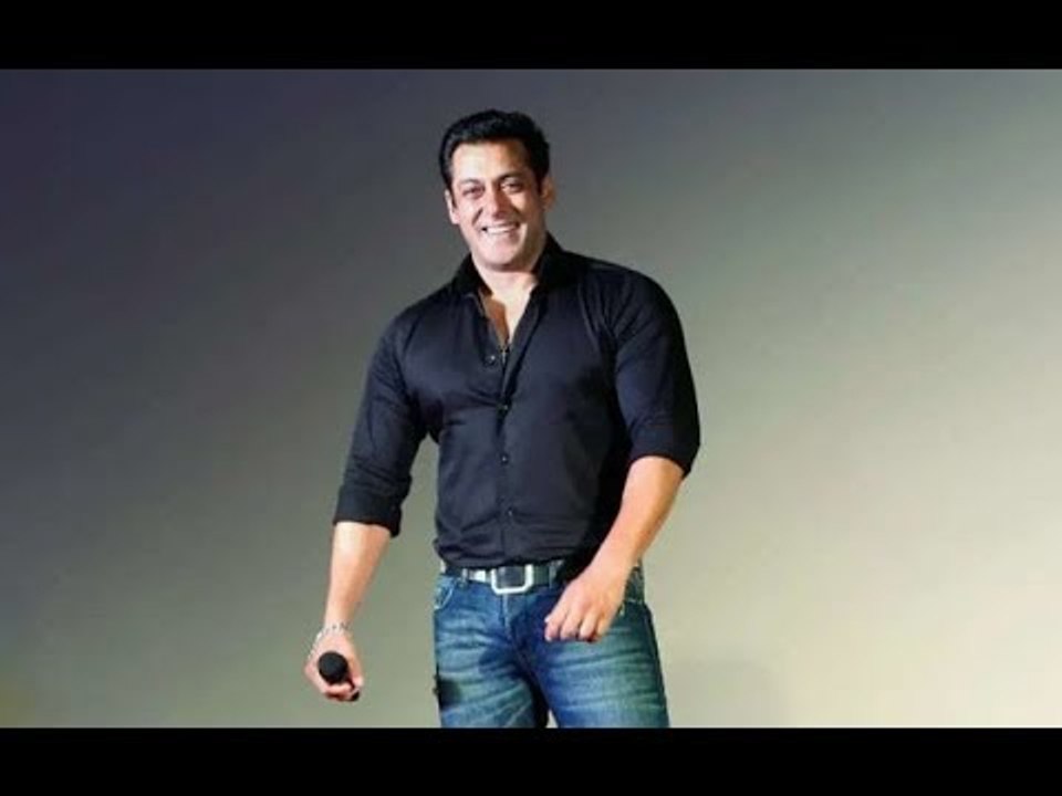 REVEALED! This Is Why Salman Khan Mostly Wears Black Coloured Clothes