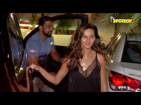 SPOTTED! Farhan Akhtar, Shibani Dandekar, Kabir Khan & Mini Mathur At Gaurav Kapur's House