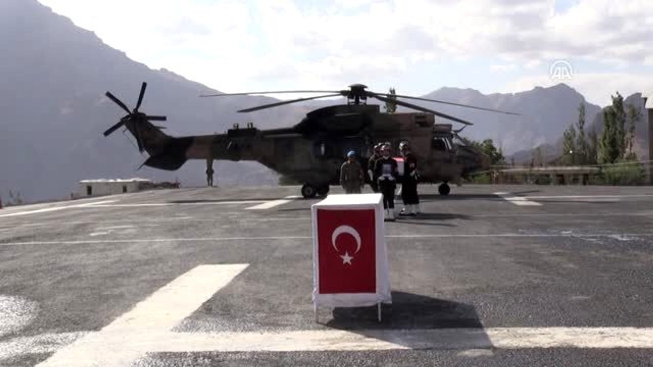 Şehit asker için tören