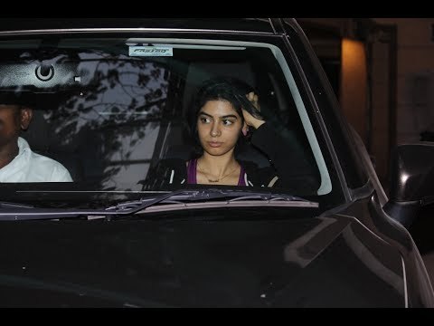 SPOTTED! Khushi Kapoor , Priyanka & Madhu Chopra Around Mumbai | SpotboyE