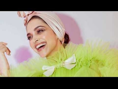 #DeepikaPadukone Wows #Cannes In A Lime Green Dress, #RanveerSingh Can't Believe It!