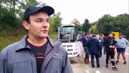 Opération escargot des agriculteurs jurassiens