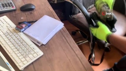 Umut tacirlerine operasyon...Sahte pasaportla kişi başı 6 ile 12 bin Euro'ya Avrupa'ya...