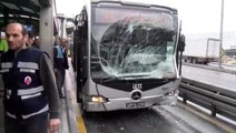 Son Dakika: İstanbul'da metrobüs kazası: Yaralılar var