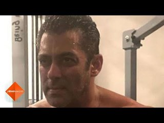 Salman Khan lost in years old memories | SpotboyE