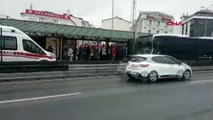 Haramidere'de metrobüs kazası: yaralılar var