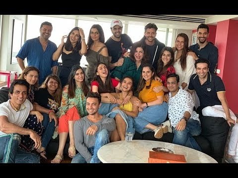 Hrithik Roshan, Kriti Sanon, Neha Dhupia, Sania Mirza Enjoy Sunday Lunch At Farah Khan’s House