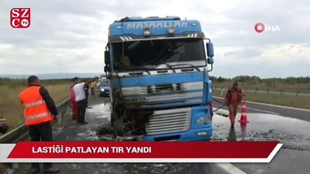 Bolu’da TEM Otoyolu’nda lastiği patlayan tır yandı
