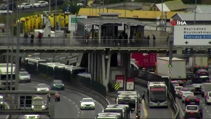 Esenyur'ta metrobüs kazası: 6 yaralı