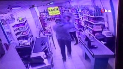 İstanbul'da markette dehşet anları