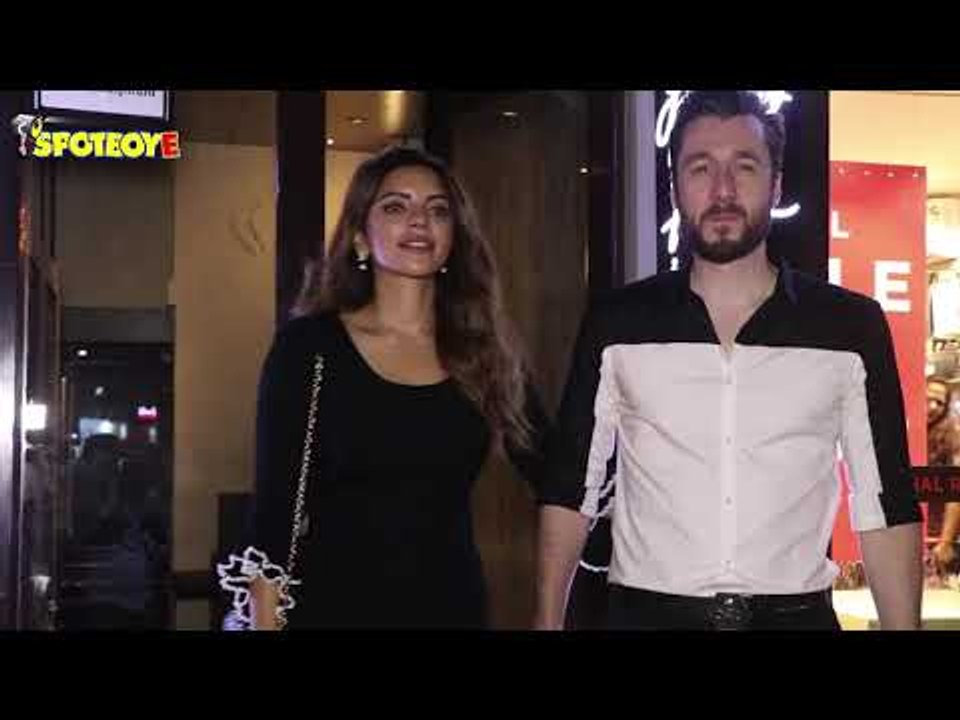 SPOTTED : Shilpa Shetty, Raj Kundra & Other Celebs At Bastian In Bandra | SpotboyE