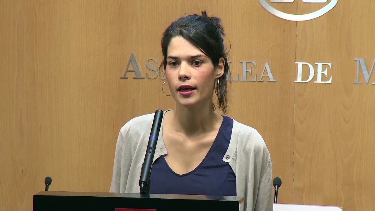 La portavoz de Podemos Isabel Serra deja la puerta abierta al regreso de su hermana