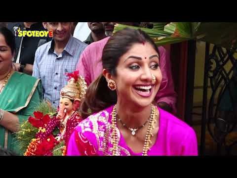Shilpa Shetty Dances Her Heart Out As She Bids Adieu To Bappa at Ganpati Visarjan | SpotboyE