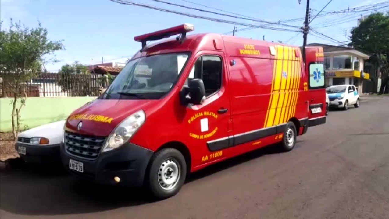 Homem fratura o punho ao cair de telhado no Bairro Alto Alegre