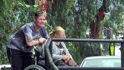 Turizm cennetinde yağmur kabusu; Otelleri ve evleri su bastı, yollar göle döndü