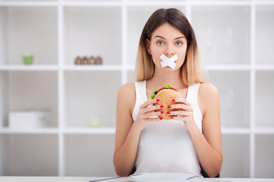 Beneficios de disminuir 300 calorías diarias a la dieta