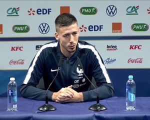 Bleus - Lenglet prend la défense de Dembélé