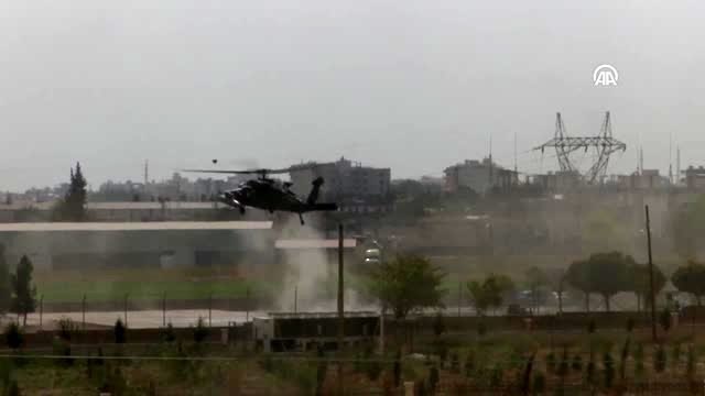 Tel Abyad'daki terör hedefleri obüs atışlarıyla vuruluyor