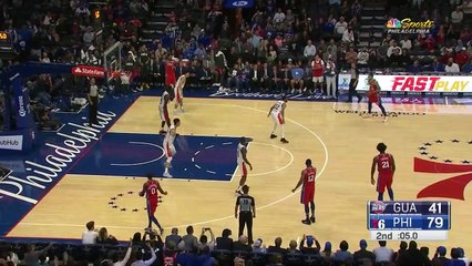 Ben Simmons inscrit le premier 3-points de sa carrière