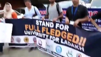Ladhakhi students demands for full fledged University in Ladhakh