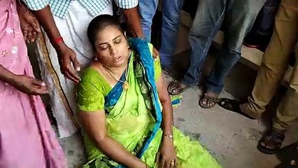நீதிமன்றத்தில் மயங்கி விழுந்த நிர்மலா தேவி-வீடியோ