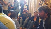 Sentada en el Parlament contra las agresiones a periodistas