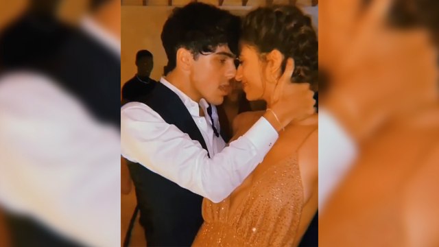 Óscar Casas y Begoña Vargas revolucionan las redes bailando