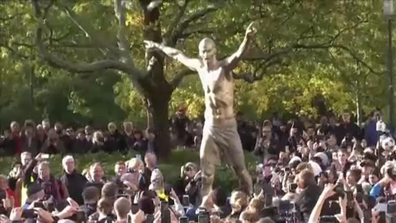 Zlatans Statue:  'Symbol für alle, die sich nicht willkommen fühlen'