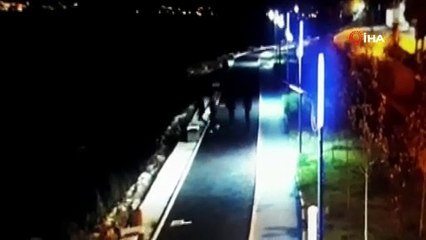 Çöp kovalarını kırıp Van Gölü’ne atan şüpheliler yakalandı