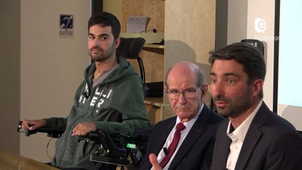 Reportage -  Un exosquelette piloté par la pensée à Clinatec