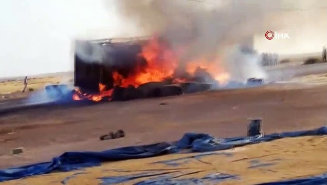 Pamuk yüklü tır seyir halindeyken alev aldı