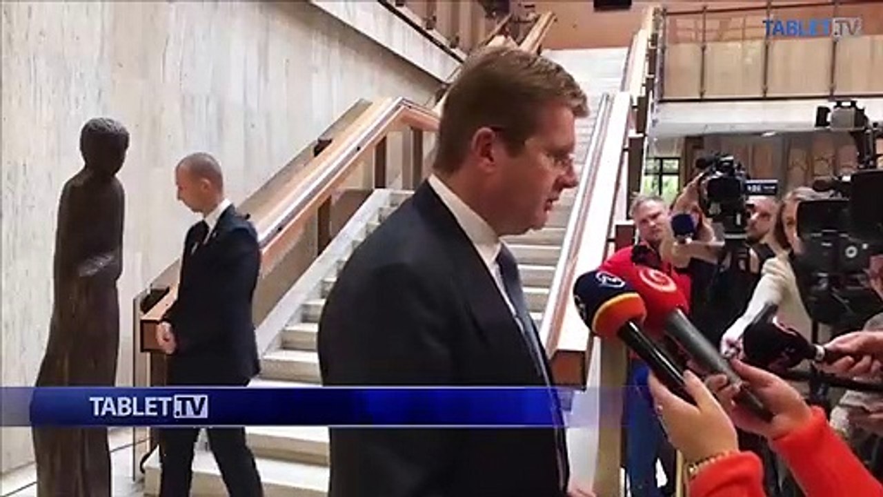 ZÁZNAM: Brífing ministra hospodárstva P. Žigu