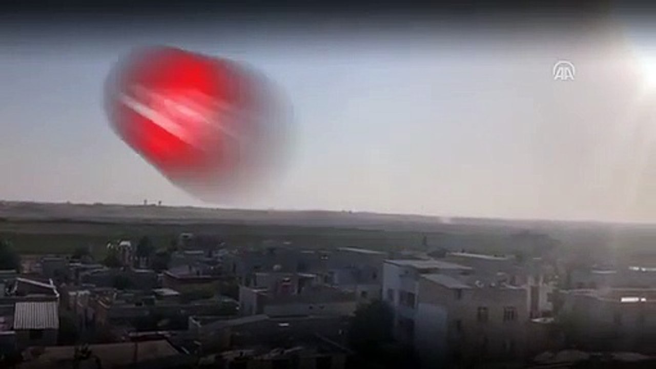 Barış Pınarı Harekatı başladı... Telabyad çevresindeki hedeflere obüs atışları