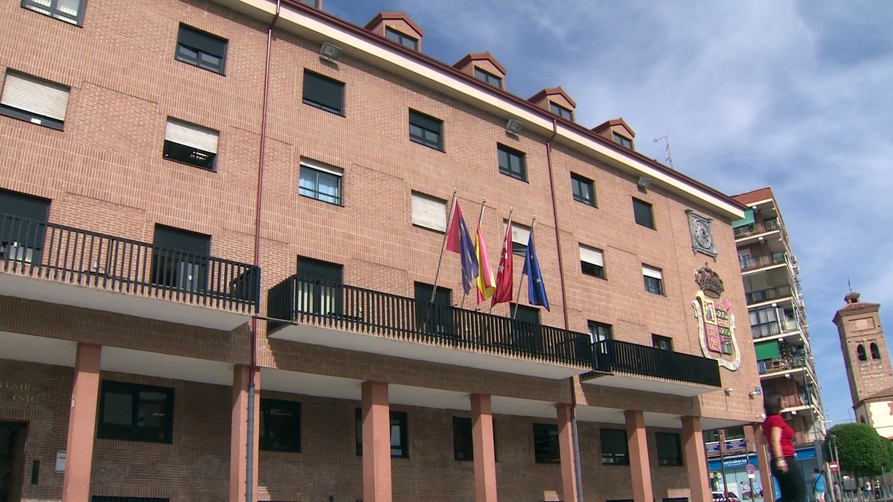La posición de la alcaldesa de Móstoles se comp...
