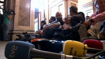 Una sentada en el Parlament contra las agresiones a periodistas en Cataluña