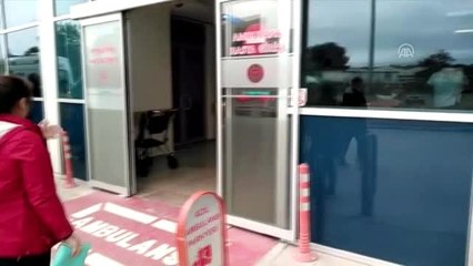 Temizlediği silahın ateş alması sonucu yaralandı