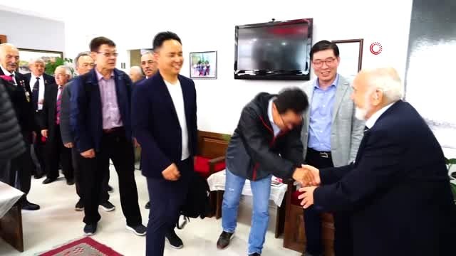 9 Güney Kore vatandaşı Kore gazilerini ziyaret etti