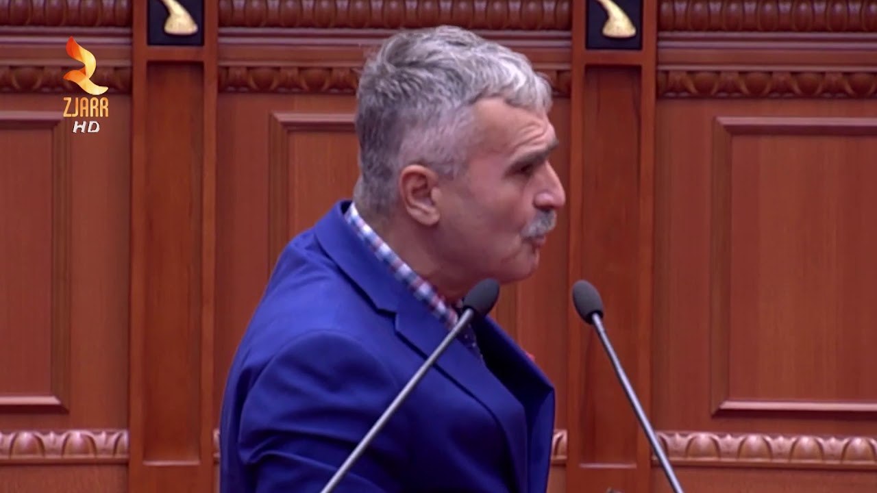 KUJTIM GJUZI PARALAJMËRON RUÇIN MI LEJO REPLIKAT ME RAMËN