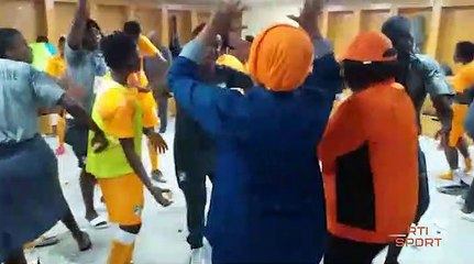 Football | Éliminatoire JO2020 : L'ambiance dans les vestiaires des Éléphantes