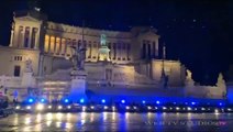 Sirene Spiegate all'Altare della Patria l'omaggio della Polizia per gli Agenti Uccisi a Trieste