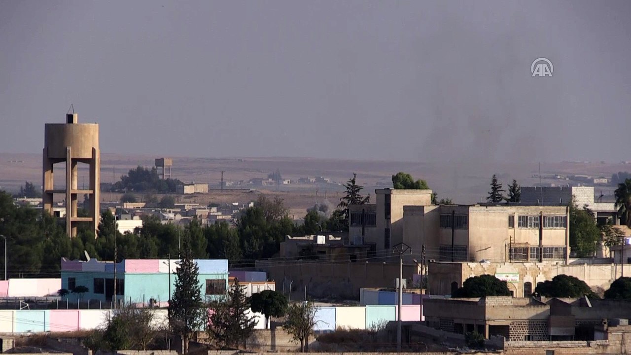 Barış Pınarı Harekatı - Tel Abyad'daki terör hedefleri obüs atışlarıyla vuruluyor (3)