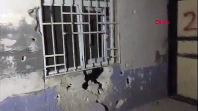 Akçakale'de bir eve havan mermisi isabet etti, yaralanan olmadı