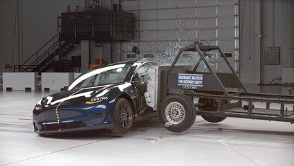 Why Tesla's Model 3 received top crash-test safety ratings
