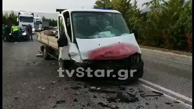 Τροχαίο ατύχημα στον δρόμο Λαμίας Δομοκού στο ύψος της Δίβρης