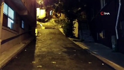 Beyoğlu'nda bir şahıs annesine hakaret eden kardeşini defalarca bıçaklayarak öldürdü