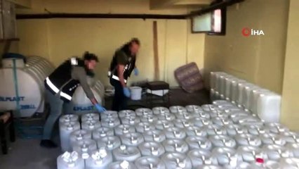 Deterjan imalathanesi görünümlü sahte içki deposuna operasyon