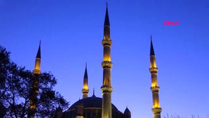 Edirne selimiye camii'nde sabah namazında 'fetih suresi' okundu