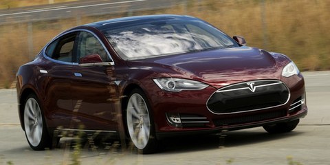 'Youtubers' desmontan el motor de un Tesla Model S y encuentran esto…