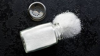 Wie kann man feuchtes Salz doch noch benutzen?