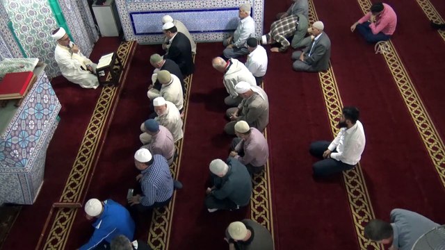 Camilerde Fetih suresi okundu - BATMAN